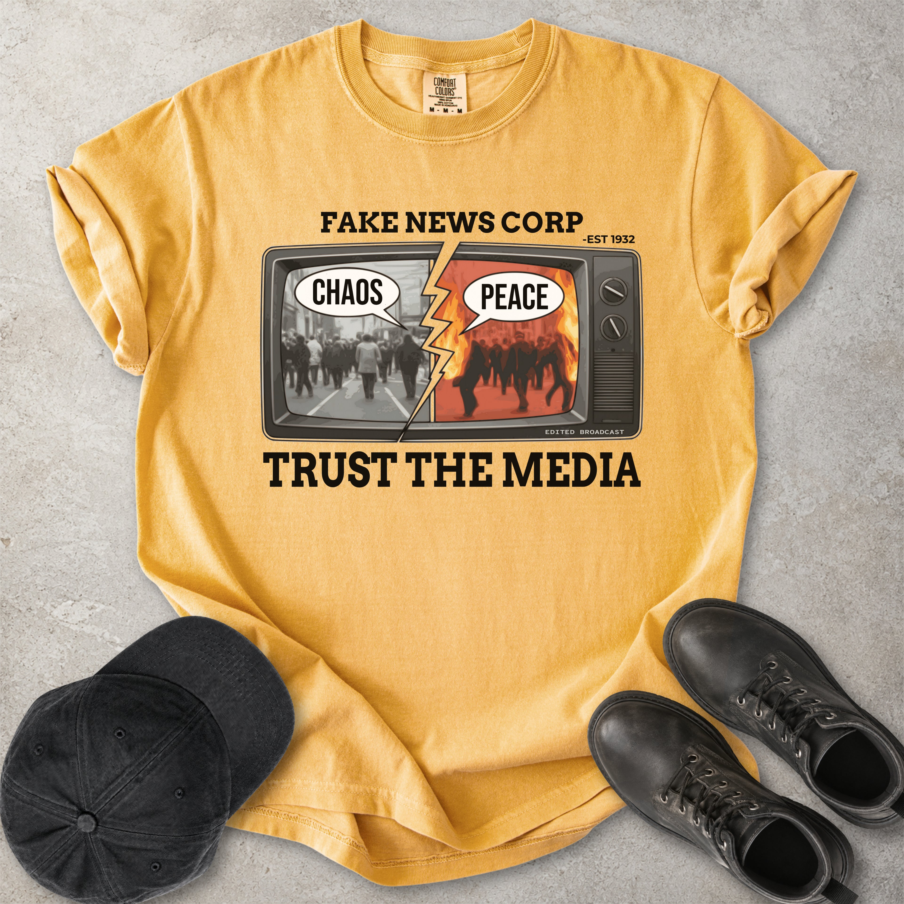 Fake News Corp Trust The Media T-Shirt